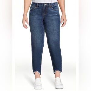 Time and Tru Women's Boyfriend Jeans with Sharkbite Hem Mid-Rise Size 10